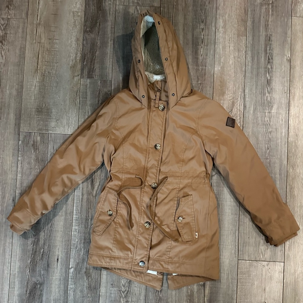 Woman’s Tan Hooded Hollister Jacket Size S khaki color,  $23❄️